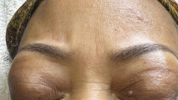 Brow shape and stain