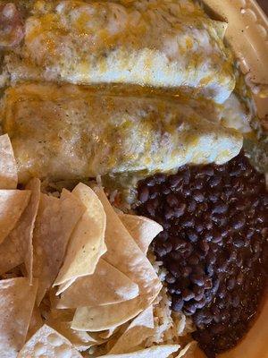 Green sauce enchiladas