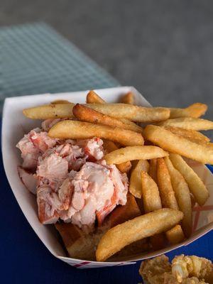 Lobster roll with fries