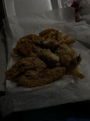 This a  4 Pieces Tenders Dinner