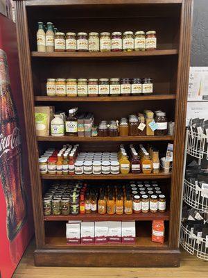 Rubs, spices and jellies to enhance meals