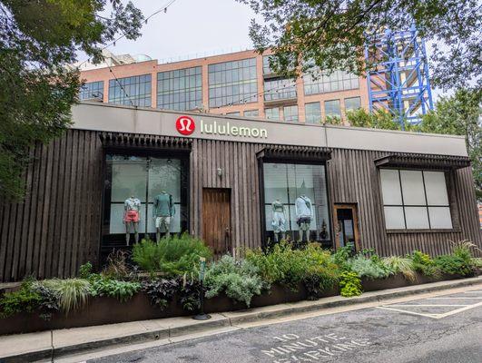 Outside lululemon Athletica Howell Mill. Storefront. West side of building.