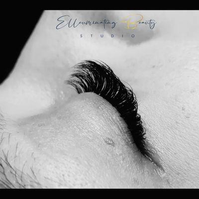 Volume lashes