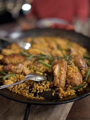 PAELLA VALENCIANA