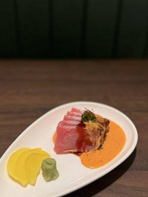 Tuna Tataki was fresh with a little bit spicy- good dish