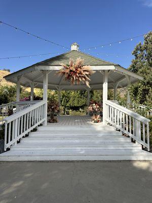 Gazebo is ready to host our couples