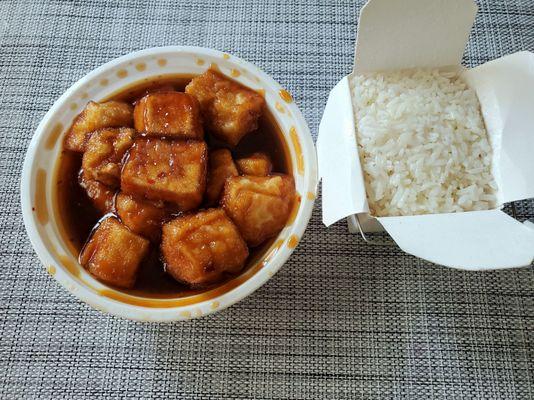 General tso's bean curd with white rice