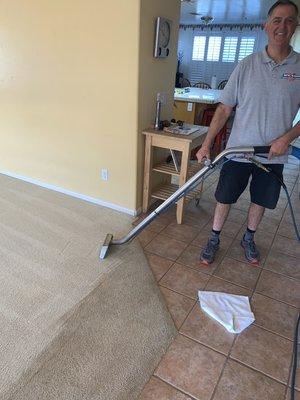 Lou, providing a deep steam cleaning method with fast-dry technology for a happy customer!