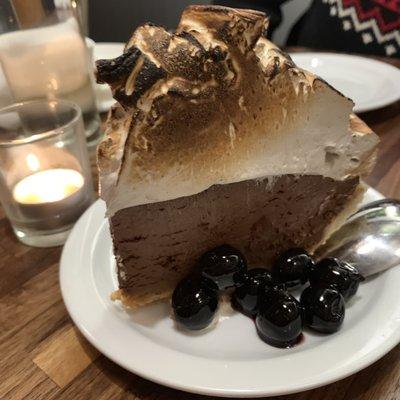 S'mores pie