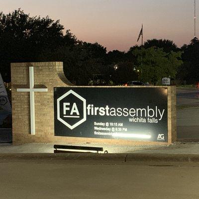 Sign for First Assembly of God