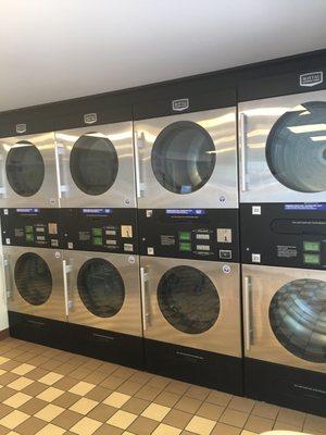 This is a brand new laundromat with all new washers and dryers , we have air conditioning , free wifi, bathroom , tvs , security cameras