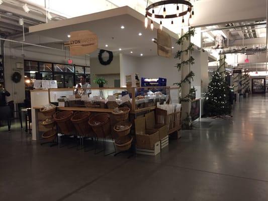 The bakery kiosk at Union market.