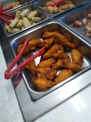 Delicious chicken wings at Lunchtime!