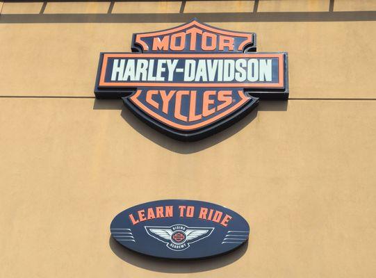 Harley Davidson  Riding Academy