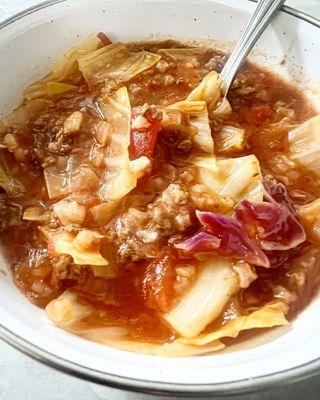 Stuffed cabbage soup