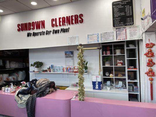 Sundown Cleaners