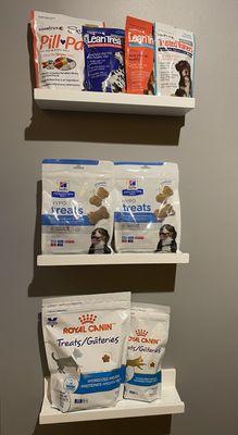 Treats and Pill Pockets for pets