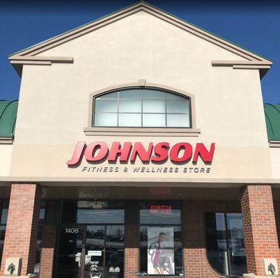 Johnson Fitness in Downers Grove, IL - the best treadmills for home and fitness consultants to help identify the best product for you.