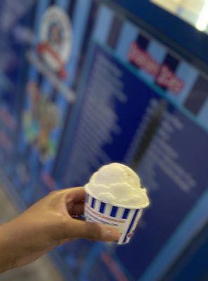 Cheesecake Ice Cream, smallest size scoop