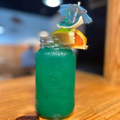 Best Navarre Restaurant Serving Fresh Seafood and Drinks - Featuring Scooter's Signature Mixed Drink served in a Signature Mason Jar!