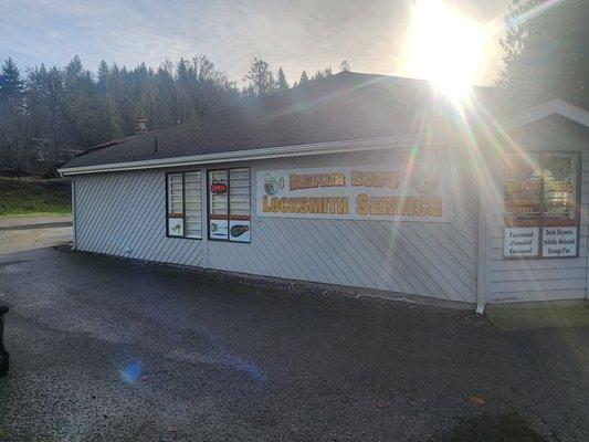 Conveniently located at 23150 sr3 Belfair wa For your in shop needs