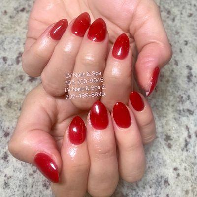 Gel manicure