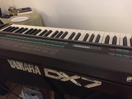 A phenomenally clean Yamaha DX7 from Music Go Round!