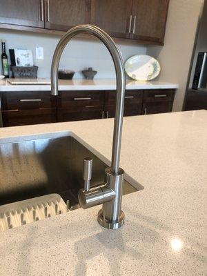 Brush nickel RO faucet