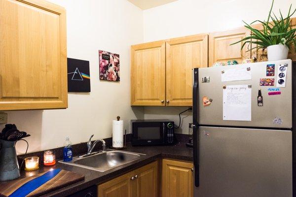 One of our 1 Bed 1 Bath Den units, this picture is of a Kitchen in this floor plan.