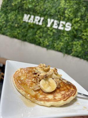 A sample of the Banana Walnut Pancakes (disclaimer: normally comes in a stack of 3)