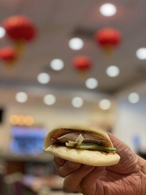 Peking duck in bao