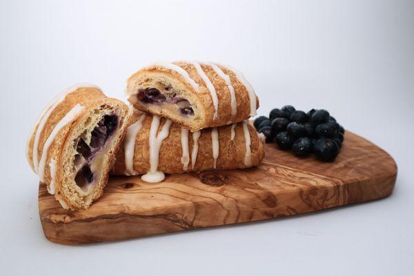 Blueberry croissant