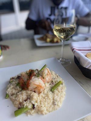 Risotto Gamberi, Asparagi, and Radicchio