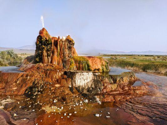 Fly Geyser