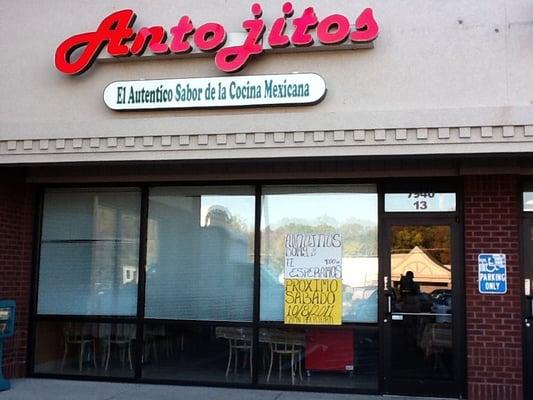 Antojitos Domis, 7940 Michigan Road, October 2011.