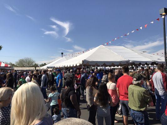 Big crowds on a picture perfect Saturday in February