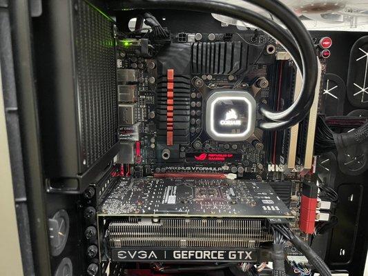 Custom Gaming PC should be built professionally and neat