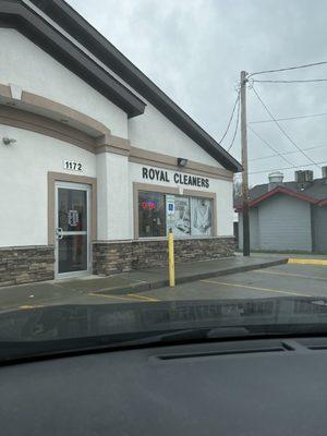 Royal Dry Cleaners