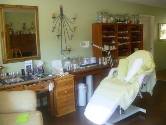 We have many waxing services to choose from or just pamper yourself with an organic facial mask.