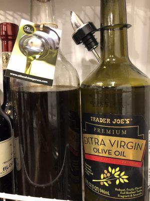 The largest bottle of date vinegar you can buy.