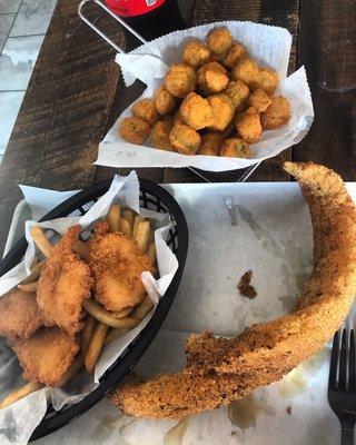 Fried cod with shrimp and fries