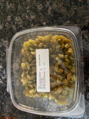 Afghan dried fruit. Keshmesh