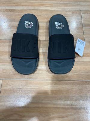 Needed a new pair of black Nike Cushioned Slides :-)