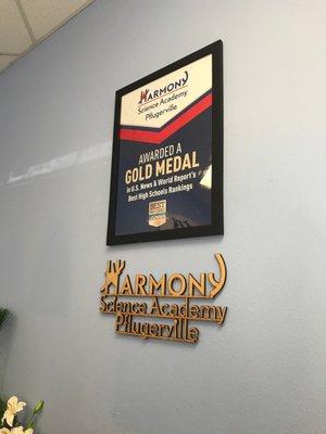 US News Gold Medal School