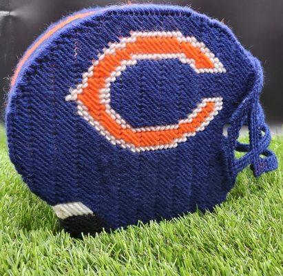 Bears helmet tissue box cover