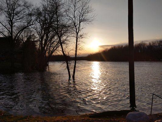 Hookers Resort Lake Wisconsin Hwy V Poynette WI