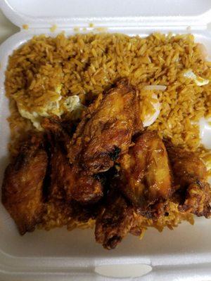 Chicken wings with shrimp fried rice