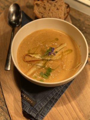 Vegan ginger and Parsnip soup