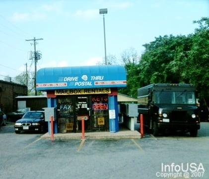 Drive-Thru Postal