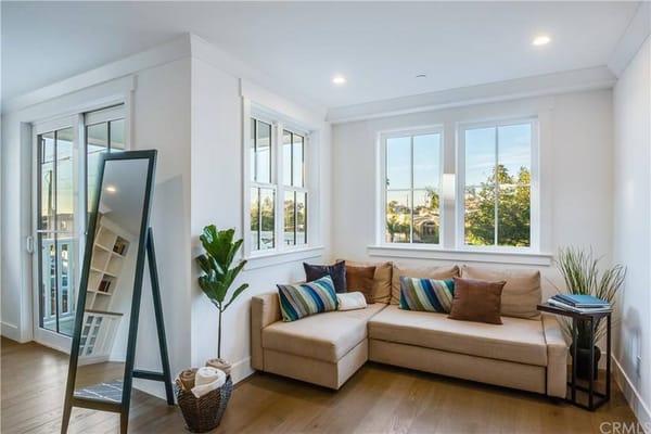 staged property on 3rd Street in Hermosa Beach. this was part of the master bedroom